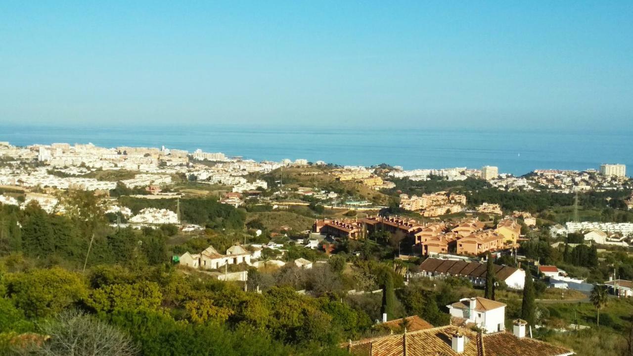 דירות בנאלמדנה Pueblo Blanco מראה חיצוני תמונה